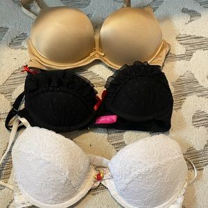 Bras 5 each or 3/10
